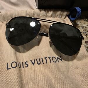 Louis Vuitton Black Aviator Sunglasses